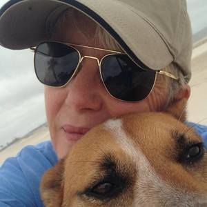 Meet your Posher, Jasmine